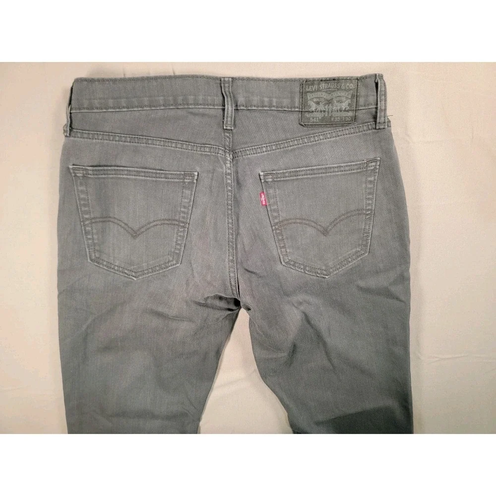 Levi's 541 Athletic Taper Jeans Grey Size 33x30 (Measured 28.5